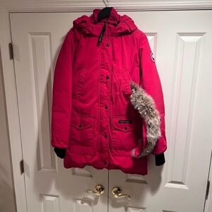 Women’s medium authentic CANADA GOOSE TRILLIUM